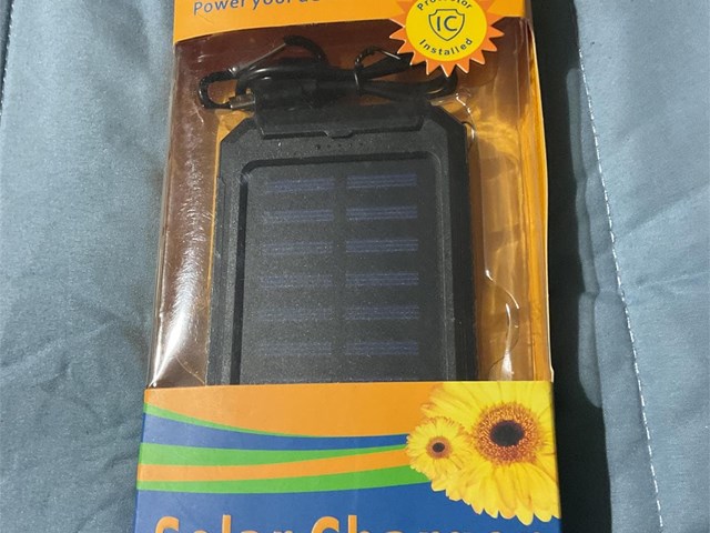 Batería portátil solar