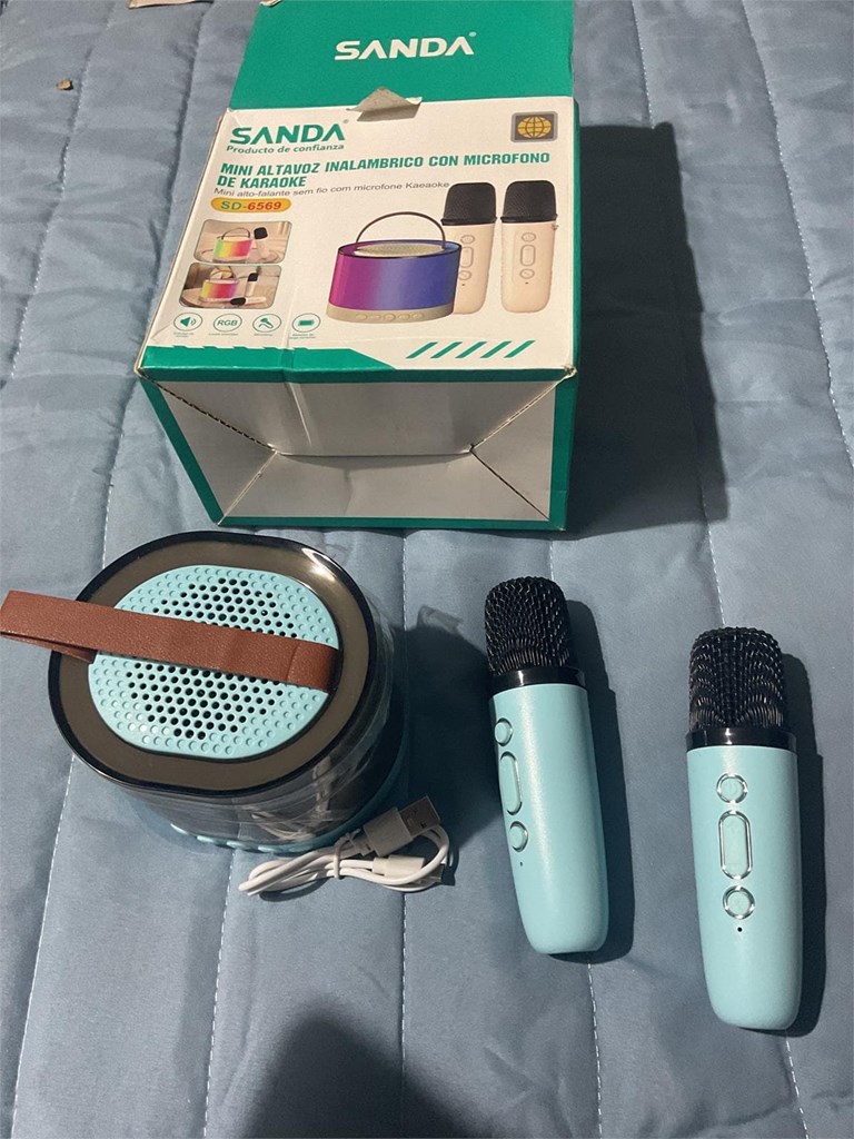 Foto 1 Mini altavoz inalámbrico con micrófono de karaoke